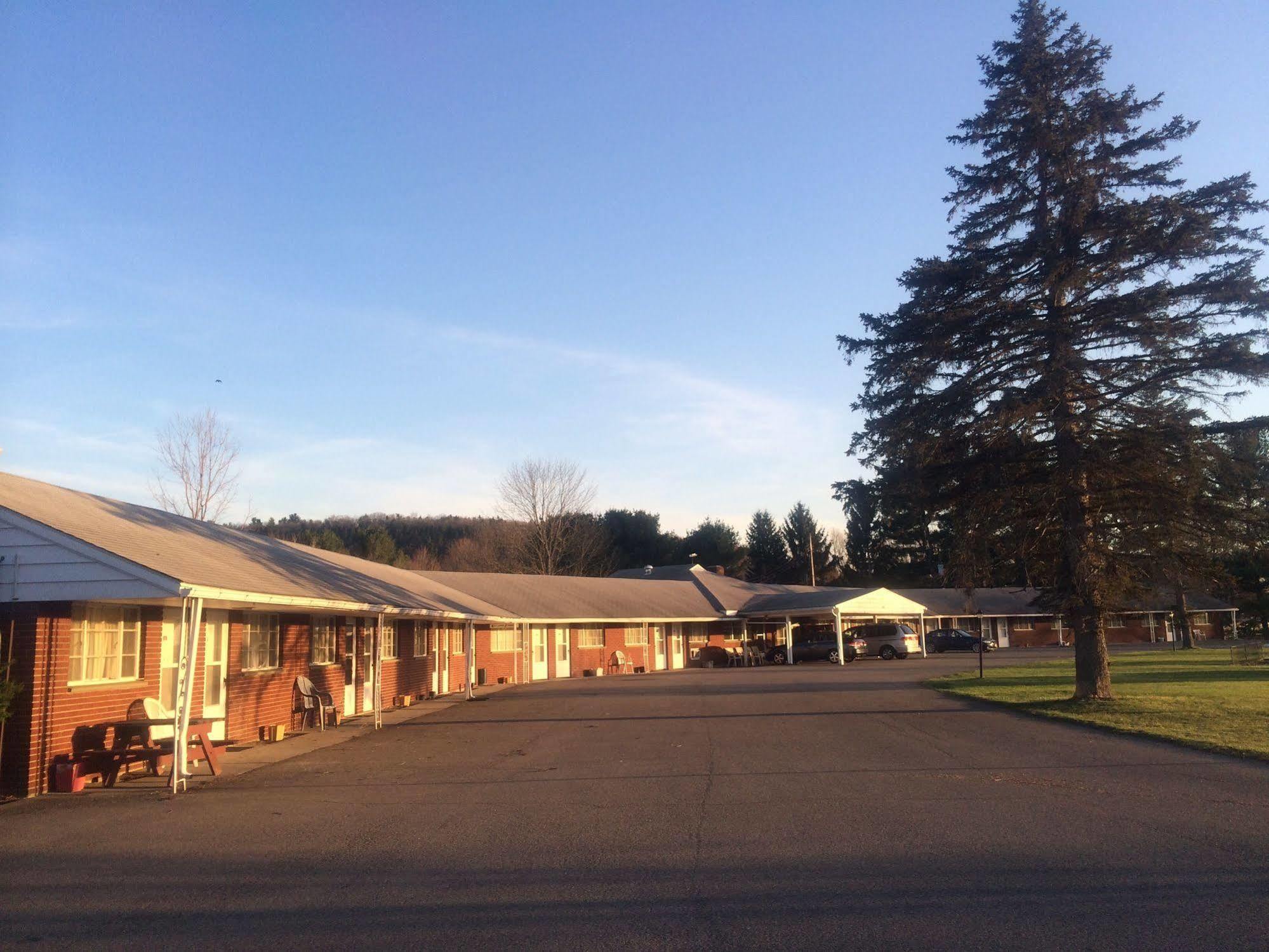 Sunrise Motel オウィーゴ エクステリア 写真