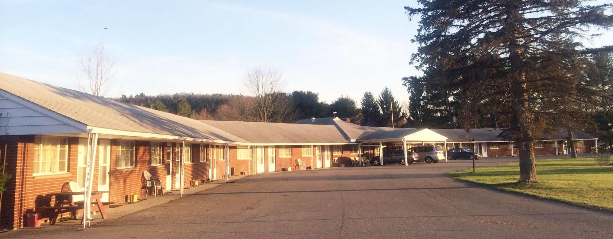 Sunrise Motel オウィーゴ エクステリア 写真